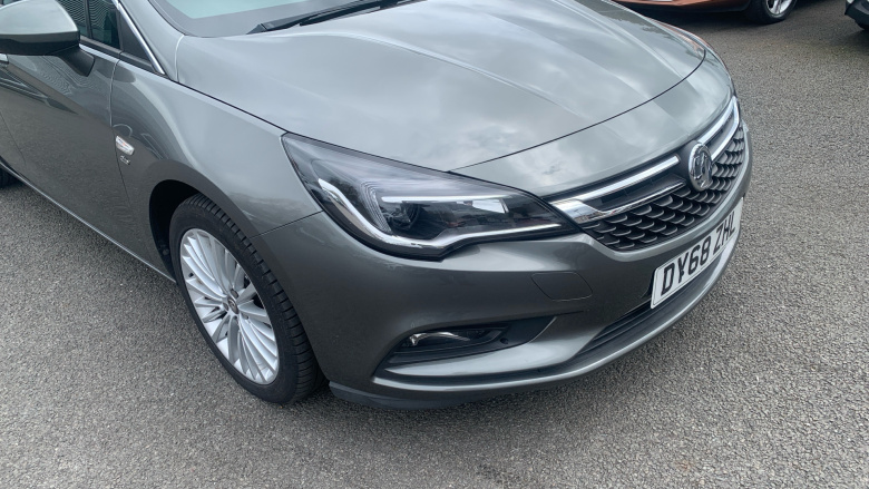 Vauxhall Astra 1.6T 16V 200 Elite Nav 5dr Petrol Hatchback